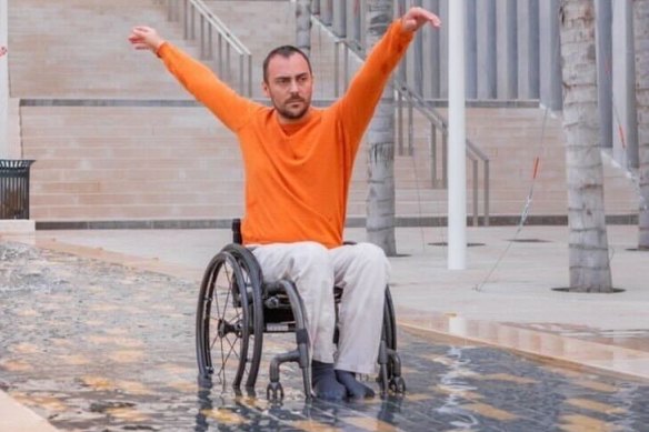 Belgian dancer Florent Devlesaver is the first wheelchair performer to be featured in Just Dance.