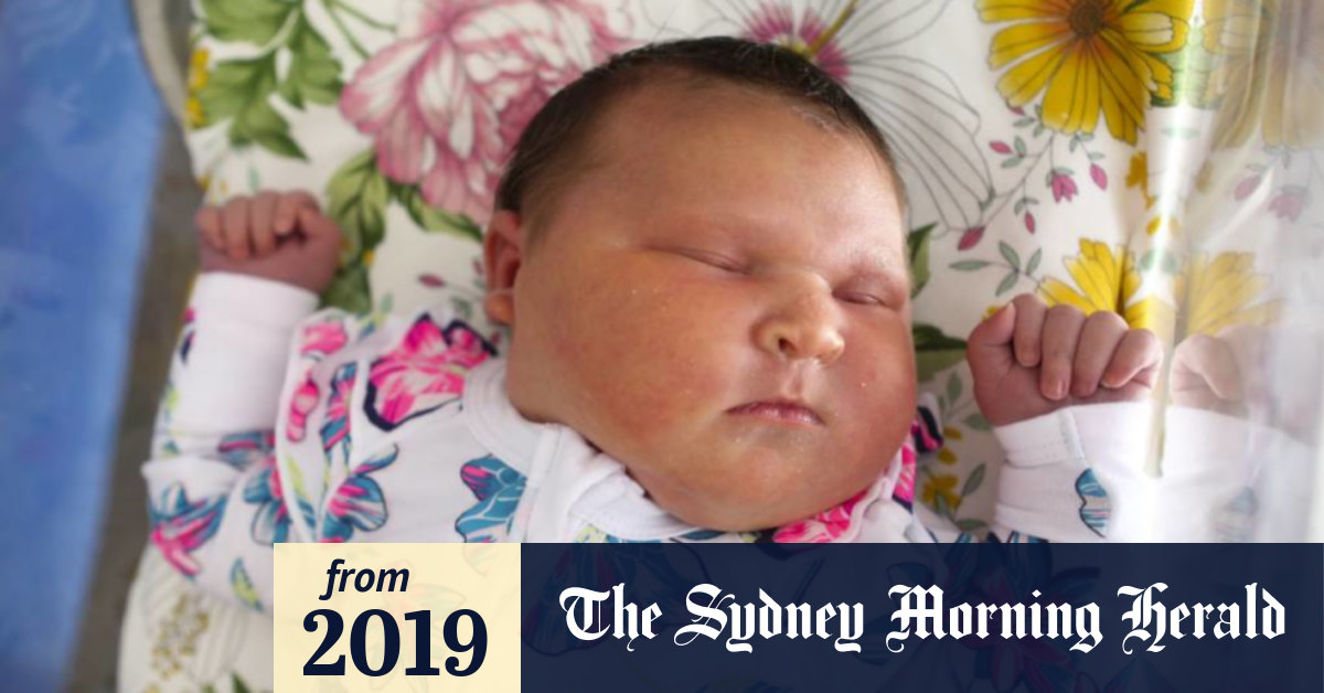 Shellharbour Mum Gives Birth To 5 88kg Baby