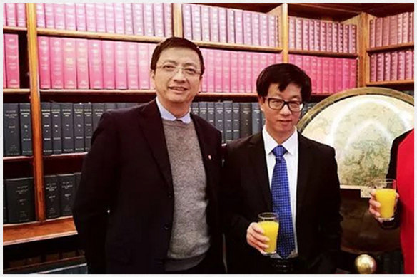 John Zhang (left) and Professor Chen Hong.