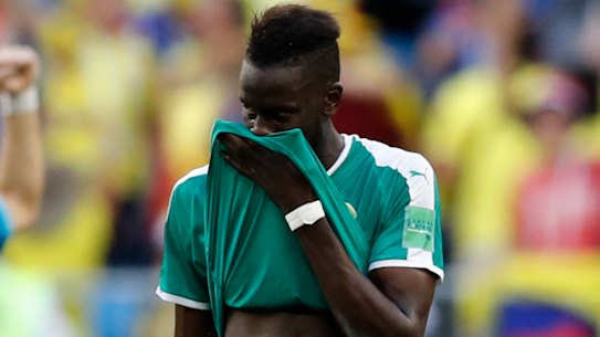 Colombia through to last 16, Senegal out due to foul play