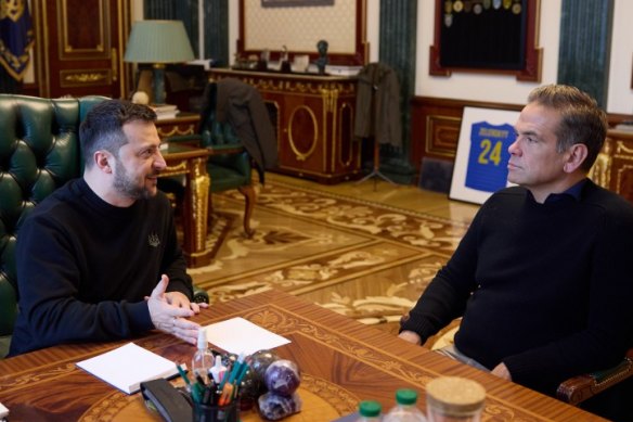 Ukrainian President Volodymyr Zelensky praised News Corp chairman Lachlan Murdoch for travelling to Kyiv