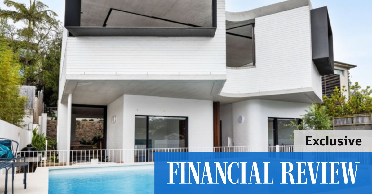PR boss buys in Bronte, while packaging CEO lists Toorak pile - Vimarsana News