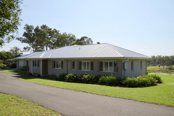 Vanessa Crump’s prefab home in Cattai, NSW. 