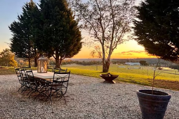 The perfect spot to settle in for the night at Mingara Park Cottage.