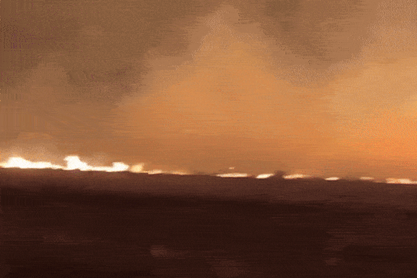 The Little Desert bushfire threatened Dimboola, but has been contained by firefighters. 