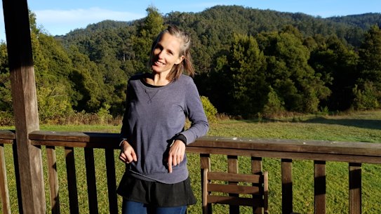 Juanita McLaren will front the United Nation's women's conference in New York to complain about Australia's treatment of single mothers.