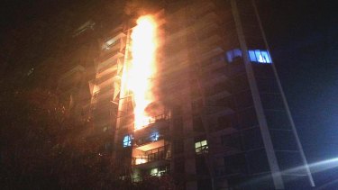 Docklands' Lacrosse apartments burn in 2014. 