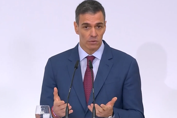 رئيس وزراء إسبانيا بيدرو سانشيز.