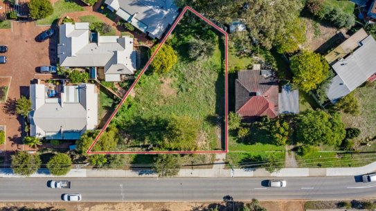 This block was split into three lots to make a tidy profit in Perth’s hot property market. 