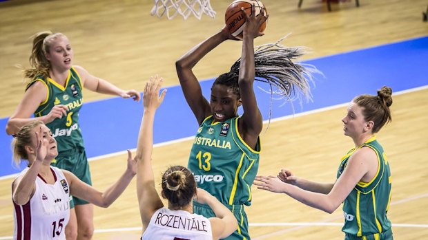  Ezi Magbegor pulls down a rebound for the Australian under-19 side at last year's World Cup. 