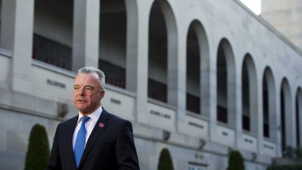 The Australian War Memorial and its director Brendan Nelson have been criticised by an anti-war group.