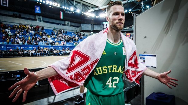 Veteran forward David Barlow is stoked to be back in Australian colours for the FIBA World Cup after being called up as a replacement player. 