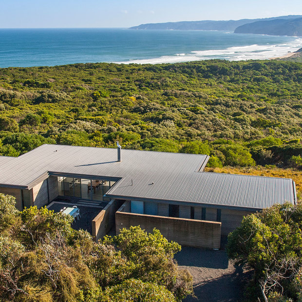 Rotten Point House has taken out gold in the People's Choice and Design category in the 2018 HomeAway Holiday Rental Awards.
