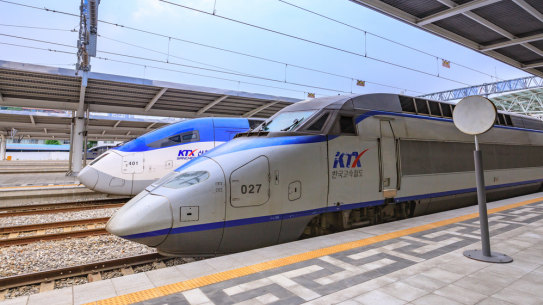 SunMar10Korea
2019 download of Shutterstock image for Traveller, OK to reuse

Jun 20, 2017 High speed bullet trains (KTX) and Korail trains stop at the Seoul station in South Korea 
