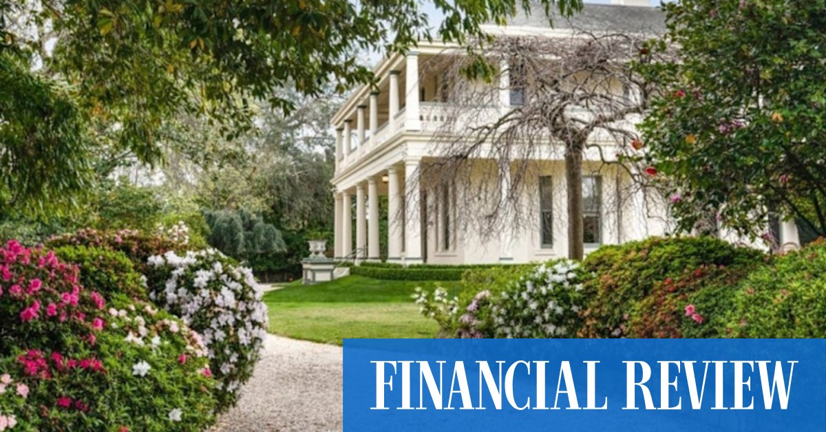 Former Lendlease chairman David Crawford lists $16m mansion - Vimarsana News