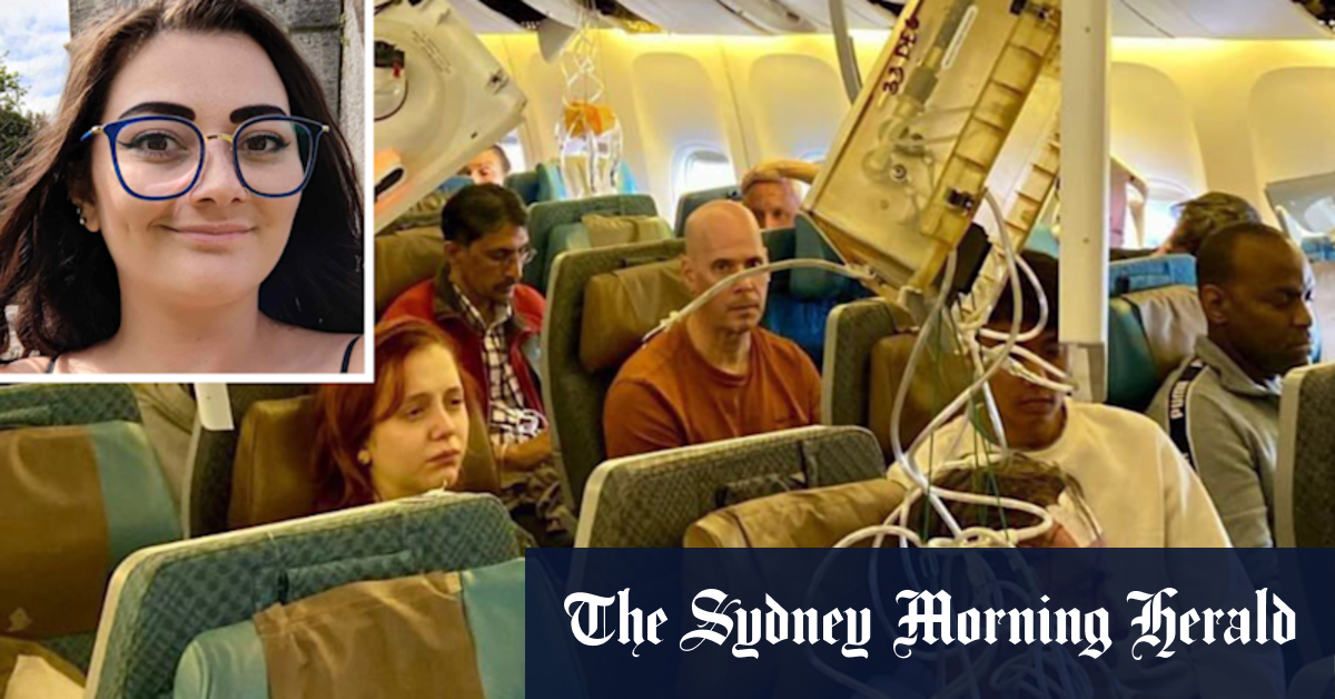 Singapore Airlines turbulence leaves one dead, eight Australians in hospital