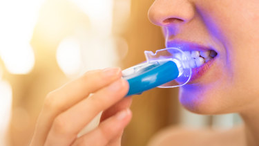 The safety and effectiveness of DIY teeth whitening kids for people under 18 is being questioned by dental experts.
