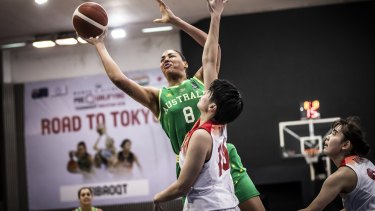 liz cambage dunk