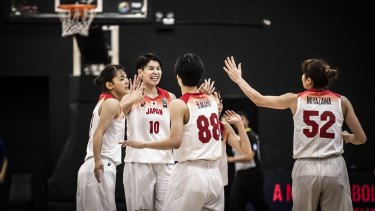 Tokyo 2020 Qualifiers Liz Cambage Ejected As Opals Lose To Japan