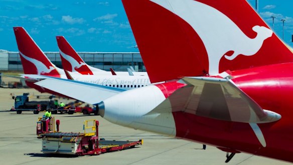 Qantas says it needs to make a definitive decision on the new routes by the end of this year. 