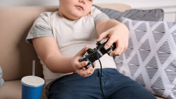 A new app for obese children has parents and experts split.