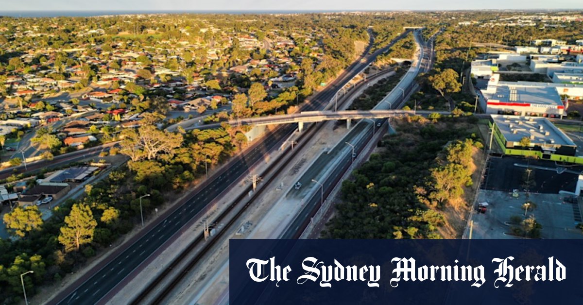 Mitchell Freeway extension: Asphalt issues - Vimarsana News