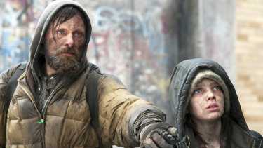 Viggo Mortensen and Kodi Smit-McPhee in The Road