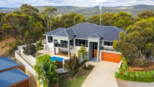 West Coast Eagles ruck Nic Naitanui has sold his Swan View home for $900,000.