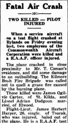A newspaper report on the fatal crash in January 1943.