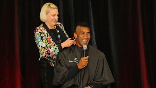 Raiders star Sia Soliola's haircut raises $50k for Kulture Break