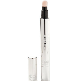 Sisley’s Stylo Lumière Radiance Booster Highlighter Pen.