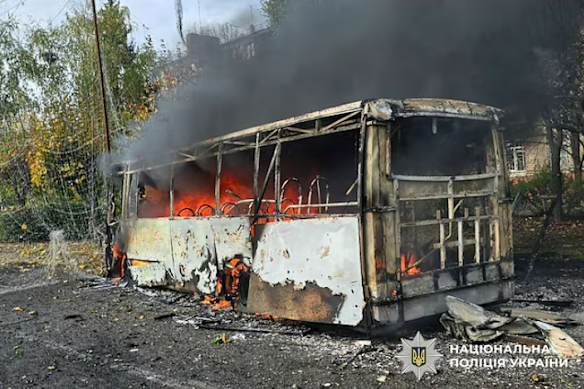В результате взрыва российской бомбы на востоке Украины погибли 33 мирных жителя