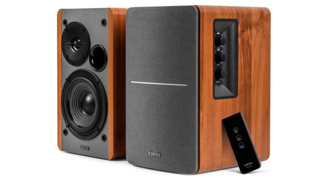 Edifier's R1280T is a simple but very well performing set of active bookshelf speakers.