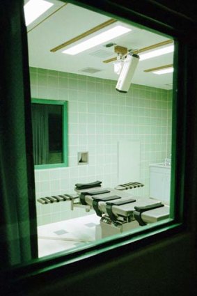 The view of the interior of the execution chamber from the media and public viewing area at the US Penitentiary in Terre Haute in the city of Indiana.