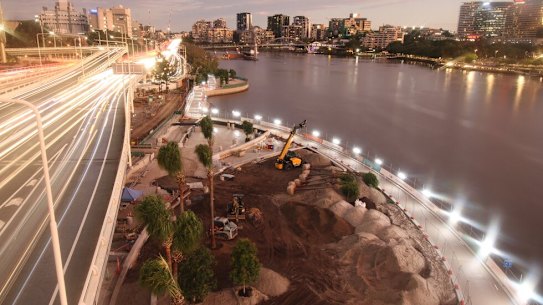 New public space pushes out over the Brisbane River, 40 metres beyond the Riverside Expressway, as part of the Queens Wharf development.