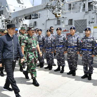 Indonesian President Joko Widodo inspects the Navy ship KRI Usman Harun at Selat Lampa Port on the Natuna Islands in January 2020. 