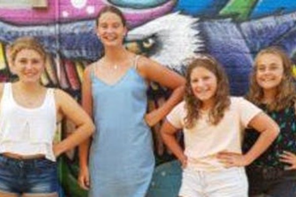 Teen Hub at Artspace is a school holiday program perfect for teen girls.