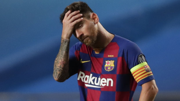 Messi ends row, decides to stay at Barcelona