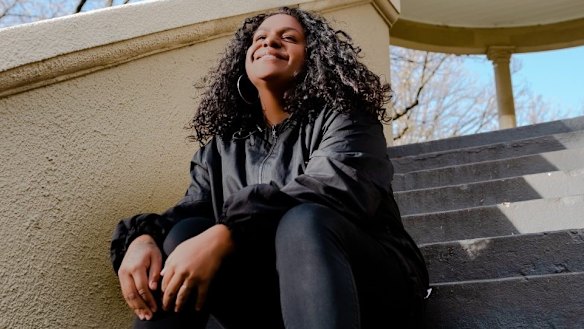 Miiesha fell in love with performing after she saw Dan Sultan play in her home town of Woorabinda in 2015. 