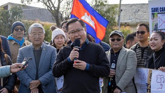 Victorian Labor MP Tak Meng Heang speaks at a Cambodian community event in Melbourne.