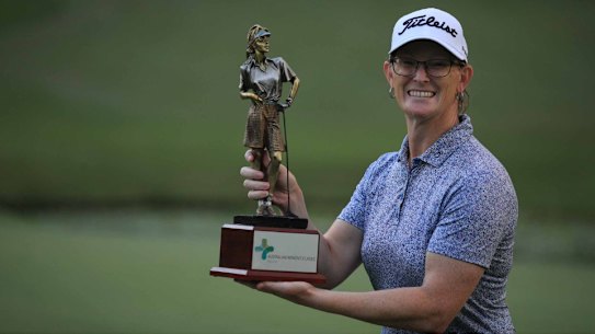 Australian golfer Breanna Gill celebrates her 2023 Australian Women’s Classic win. 