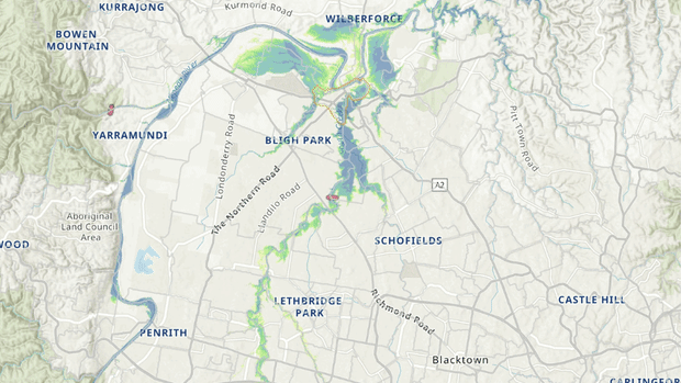Graphics showing the extent of small floods (1 in 5 chance of happening every year) to the biggest flood possible (0.1% chance of happening in an 80-year lifetime).