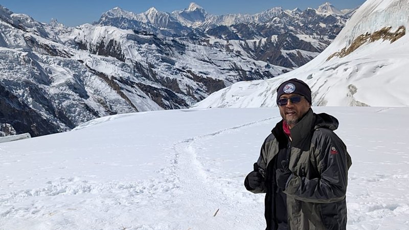 Un alpiniste australien est décédé sur une montagne au Népal après une série d’accidents malheureux