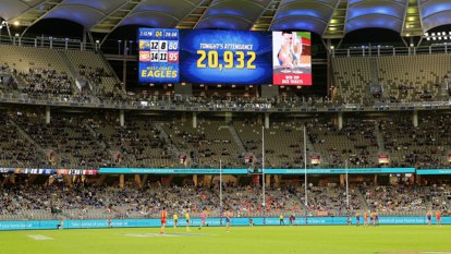 AFL crowds slump to lowest levels in 26 years, excluding COVID seasons