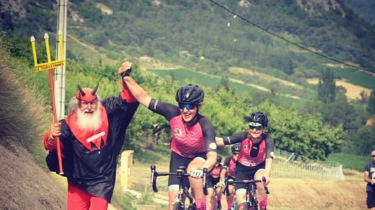 Julie-Anne Hazlett was a member of the InternationElles, who rode the Tour de France course a day before the race in 2019 to lobby for a women’s Tour. 