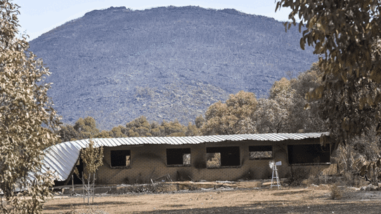 Fire ripped through the town of Pomonal on Tuesday.