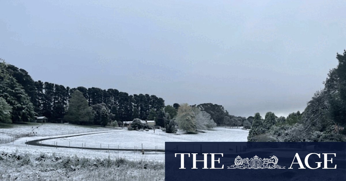 Weather: Snow, ice and flooding as polar blast tears through NSW - Vimarsana News