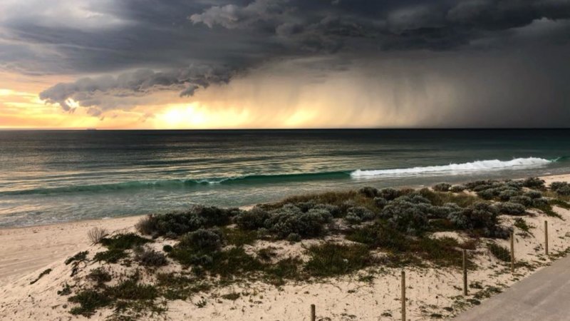 Perth weather: Perth Airport grounds flights overnight ...