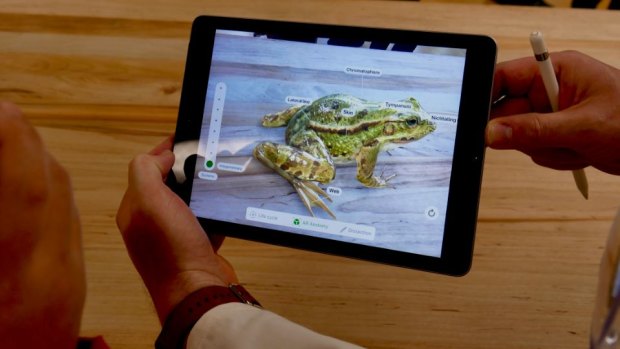 Apple has relaunched its iPad Apple as a serious educational competitor to the Chromebook and Windows based PCs.