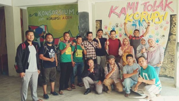 The current student cohort at the SAKA anti-corruption school in Banda Aceh, Indonesia.